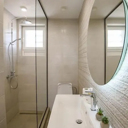4u Apartment *