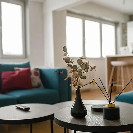 Apartment 4u *