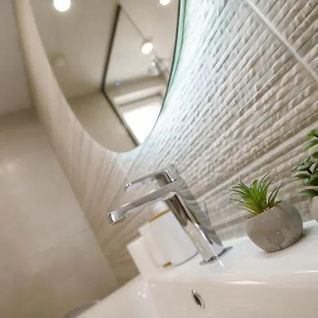 Διαμέρισμα 4u